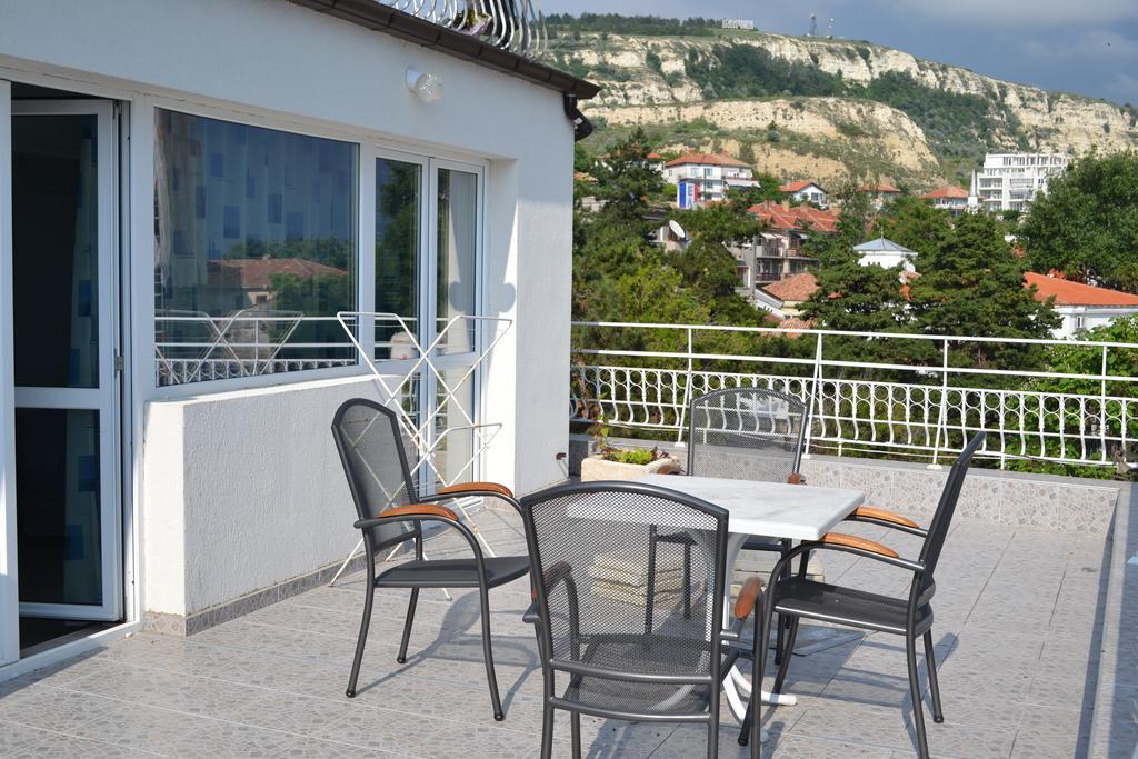 Family Hotel Magnolia Балчик Номер фото